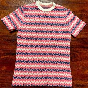 1960s women’s Tshirt. Great shape adult M.